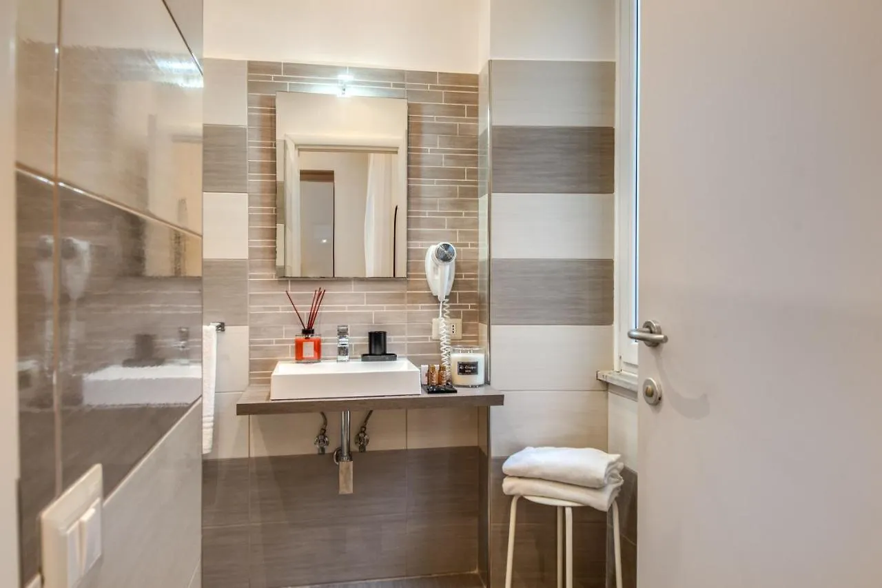 Borgognona Rooms Rome 2*,  Italy